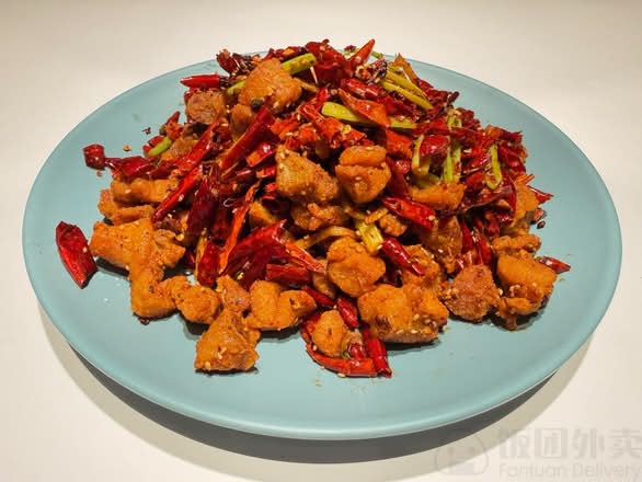 Boneless Chongqing Chili Chicken (歌乐山辣子鸡(无骨))